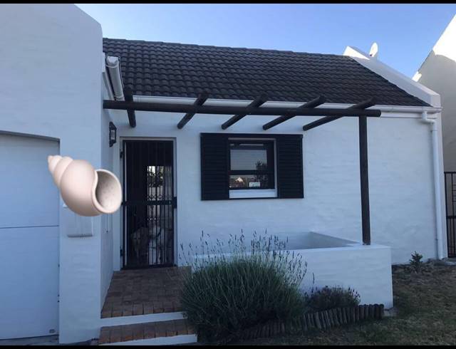 2 BEDROOM HOUSE TO LET IN SUNNINGDALE
